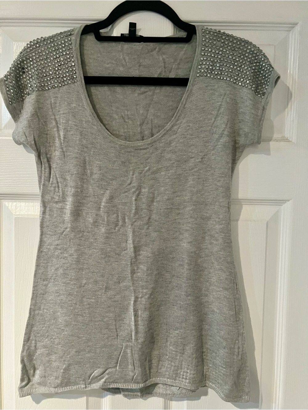 Express Light Gray Short Sleeve Tee with Studded Shoulders